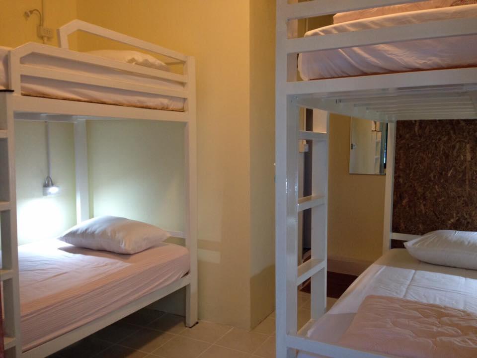 Fon Hostel Чианграй Экстерьер фото